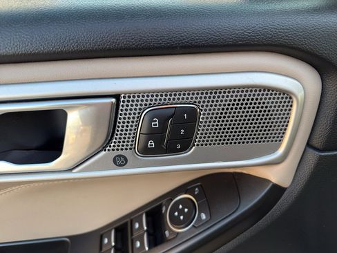 Used 2020 Ford Explorer Limited image 13