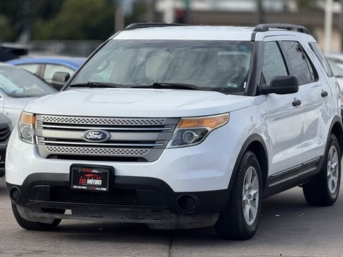 Used 2014 Ford Explorer FWD image 4