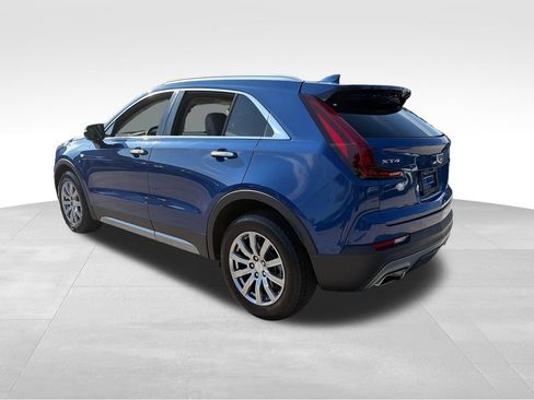 Used 2021 Cadillac XT4 Premium Luxury FWD image 5