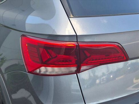 Used 2022 Volkswagen Taos SE image 7