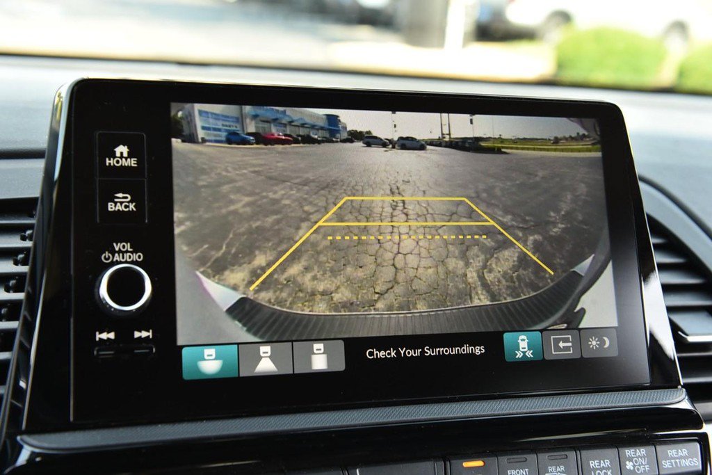 Certified 2026 Honda Odyssey Touring image 13
