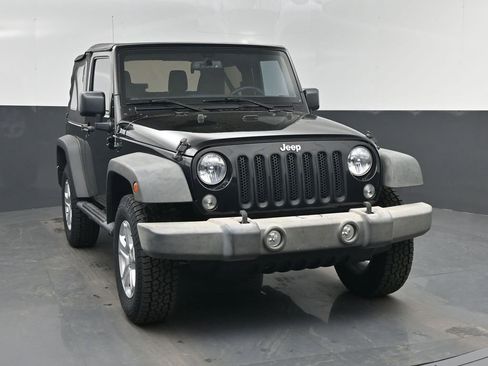 Used 2016 Jeep Wrangler Sport w/ Quick Order Package 24S AWD/4WD image 21