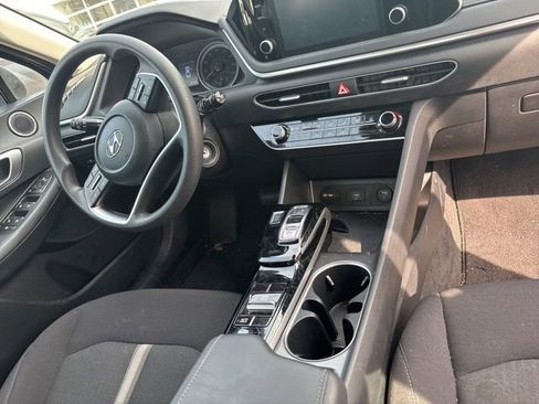 Used 2022 Hyundai Sonata SE w/ Cargo Package image 11