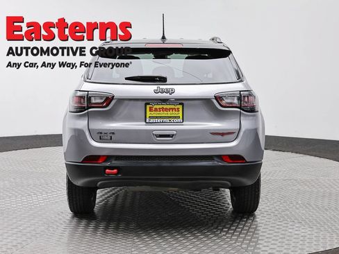 Used 2022 Jeep Compass Trailhawk w/ Trailhawk Elite Group AWD/4WD image 6