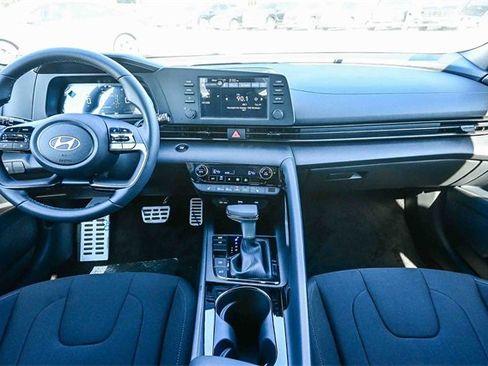 New 2026 Hyundai Elantra SEL Sport image 15