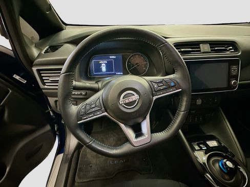 Used 2025 Nissan Leaf SV Plus FWD image 18