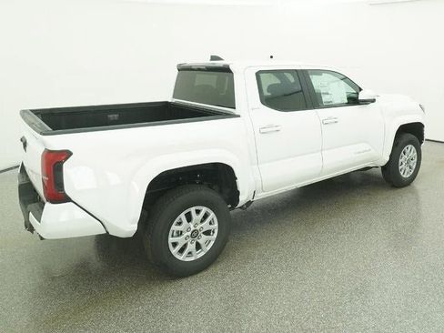 New 2026 Toyota Tacoma SR5 image 9