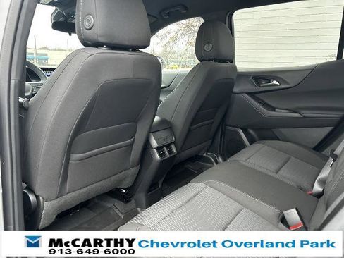 New 2026 Chevrolet Equinox LT image 18
