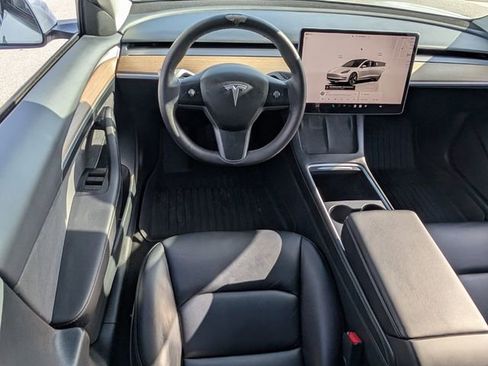 Used 2023 Tesla Model 3 Standard Range RWD image 8