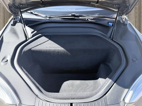 Used 2015 Tesla Model S 70D image 23