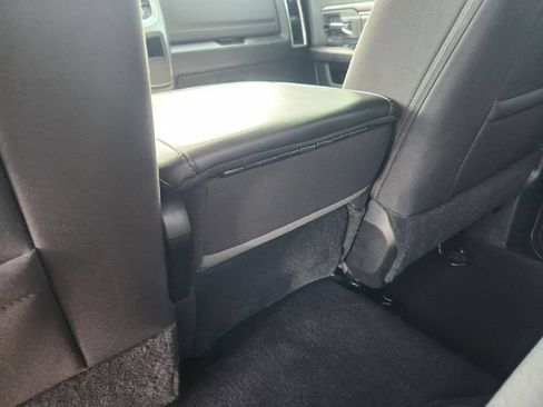 Used 2024 RAM 1500 Classic SLT AWD/4WD image 30