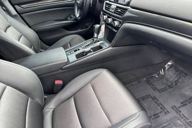 Used 2019 Honda Accord Sport image 17