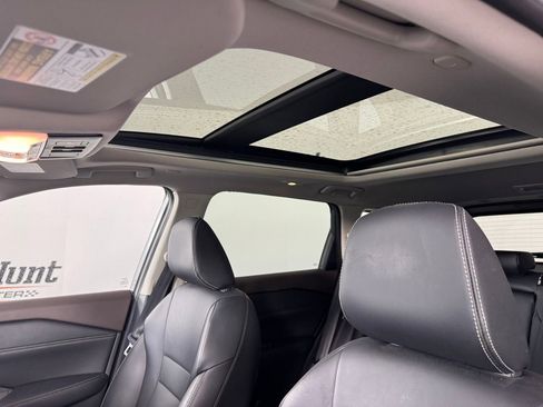 Used 2023 Nissan Rogue SL image 4