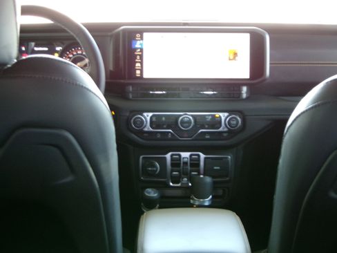 New 2025 Jeep Wrangler Unlimited Sahara image 13