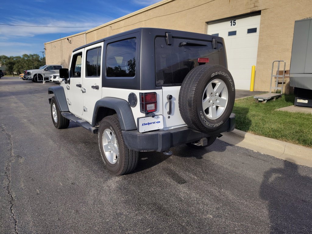 Used 2015 Jeep Wrangler Unlimited Sport w/ Quick Order Package 24S AWD/4WD image 4