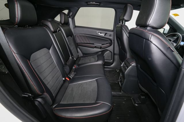 Used 2024 Ford Edge ST-Line AWD/4WD image 19