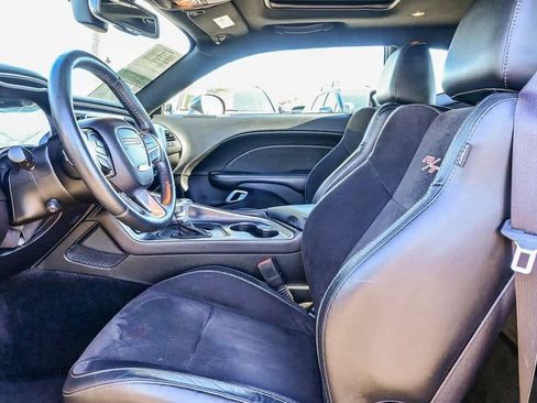 Used 2015 Dodge Challenger R/T Plus image 14