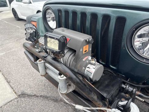 Used 1999 Jeep Wrangler Sahara image 22