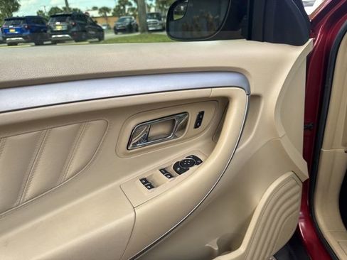 Used 2015 Ford Taurus SEL w/ Equipment Group 201A FWD image 27