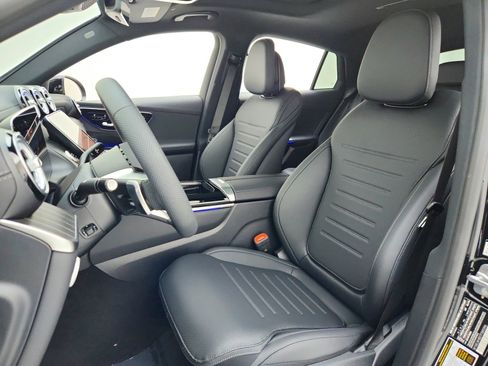 New 2026 Mercedes-Benz GLC 300 4MATIC image 17