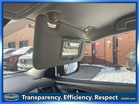 Certified 2022 Nissan Rogue Sport S image 31