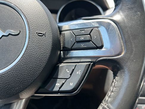 Used 2022 Ford Mustang Premium image 21