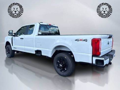 New 2026 Ford F250 XL w/ STX Appearance Package AWD/4WD image 9