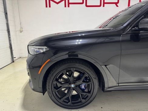 Used 2020 BMW X7 M50i w/ Dynamic Handling Package AWD/4WD image 3