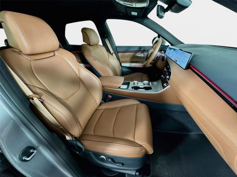 New 2027 Genesis GV70 2.5T Advanced AWD/4WD image 30