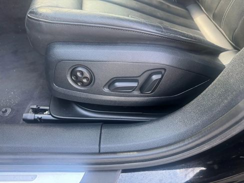 Used 2021 Audi A4 2.0T Premium w/ Convenience Package image 13