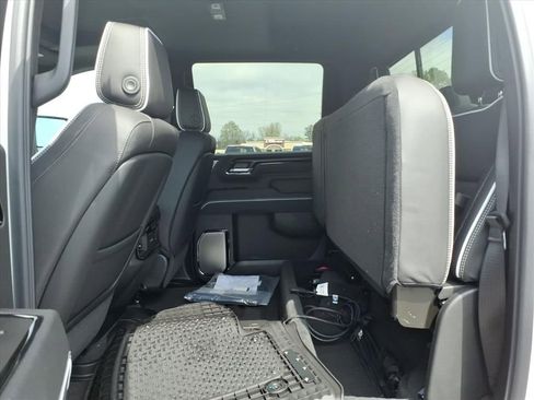 New 2026 GMC Sierra 2500 AT4X image 15