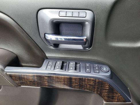 Used 2016 GMC Sierra 3500 Denali w/ Duramax Plus Package AWD/4WD image 18