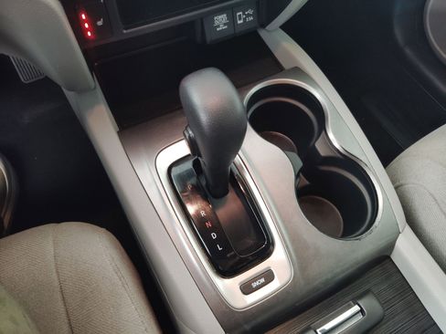 Used 2020 Honda Pilot EX image 16