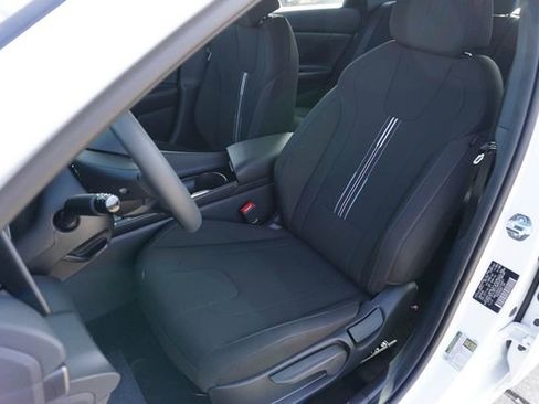 New 2026 Hyundai Elantra SEL Sport Premium FWD image 13