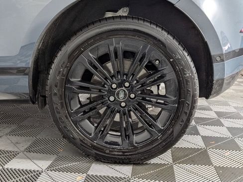 Used 2025 Land Rover Range Rover Evoque Dynamic SE image 12