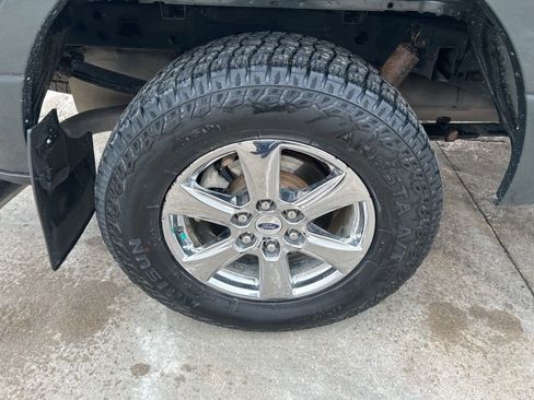 Used 2018 Ford F150 XLT w/ Equipment Group 302A Luxury image 32