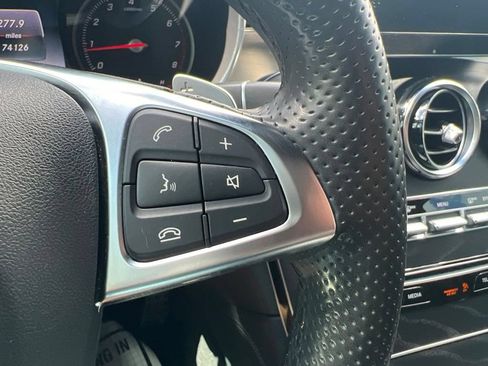 Used 2019 Mercedes-Benz GLC 300 image 47