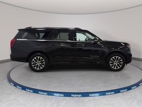 Used 2025 Ford Expedition Max Platinum AWD/4WD image 5