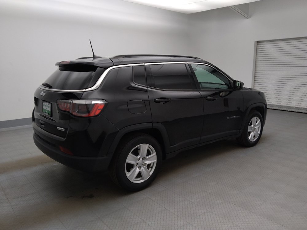 Used 2022 Jeep Compass Latitude FWD image 10