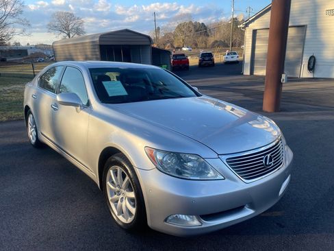 Used 2008 Lexus LS 460 image 8