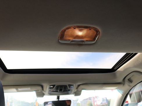 Used 2020 Subaru Outback Limited image 36