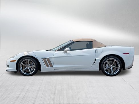 Used 2010 Chevrolet Corvette Grand Sport w/ Preferred Equipment Group RWD image 4