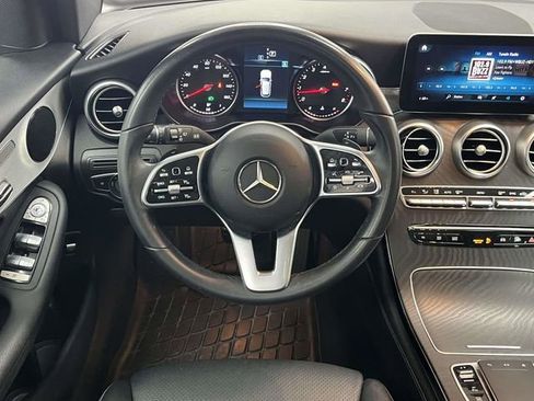 Used 2021 Mercedes-Benz GLC 300 4MATIC image 20
