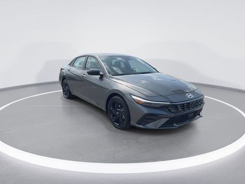 New 2026 Hyundai Elantra SEL Sport Premium FWD image 2