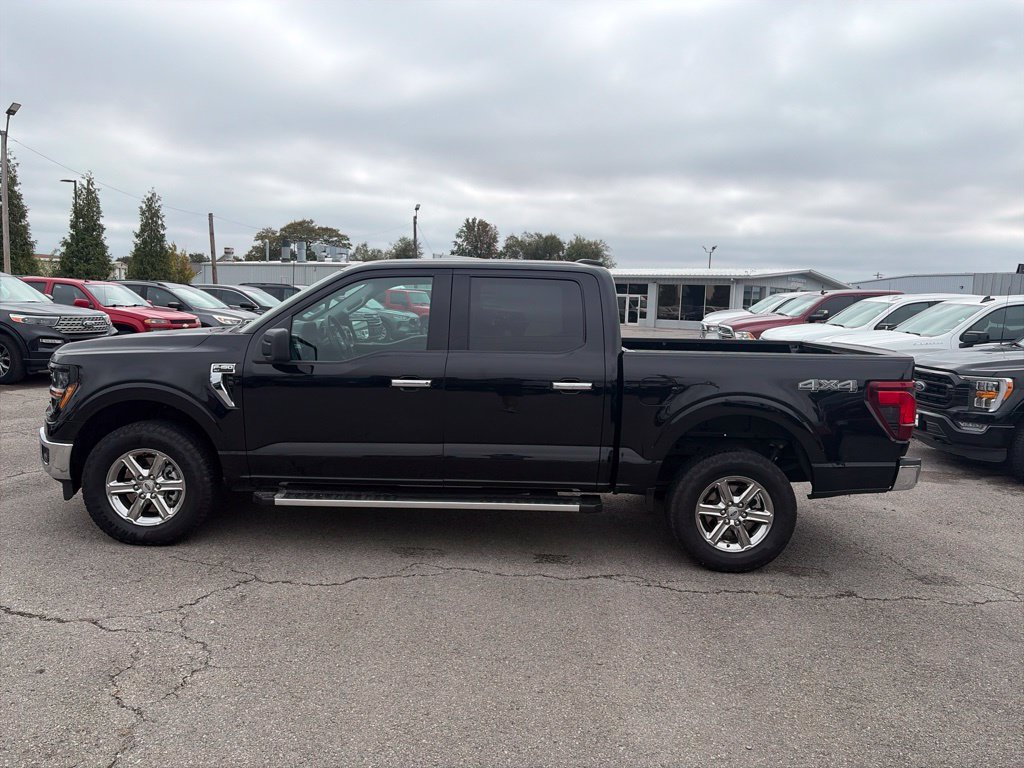 Used 2025 Ford F150 XLT w/ Equipment Group 301A Standard AWD/4WD image 3