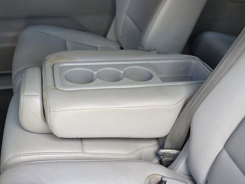 Used 2014 Honda Odyssey Touring Elite image 10