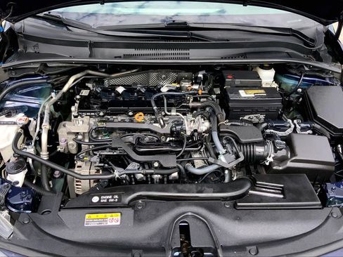 Used 2024 Toyota Corolla LE FWD image 31