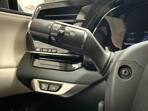 Used 2024 Lexus RX 350h w/ Cold Area Package AWD/4WD image 21