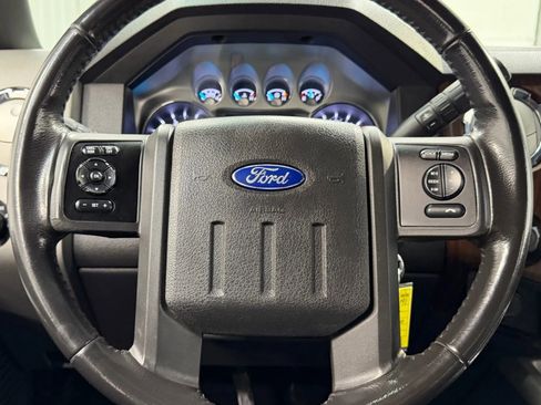 Used 2012 Ford F250 Lariat w/ Lariat Ultimate Pkg image 19