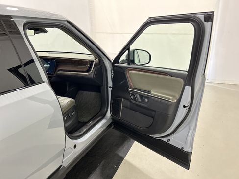 Used 2023 Rivian R1T Adventure Quad AWD/4WD image 18